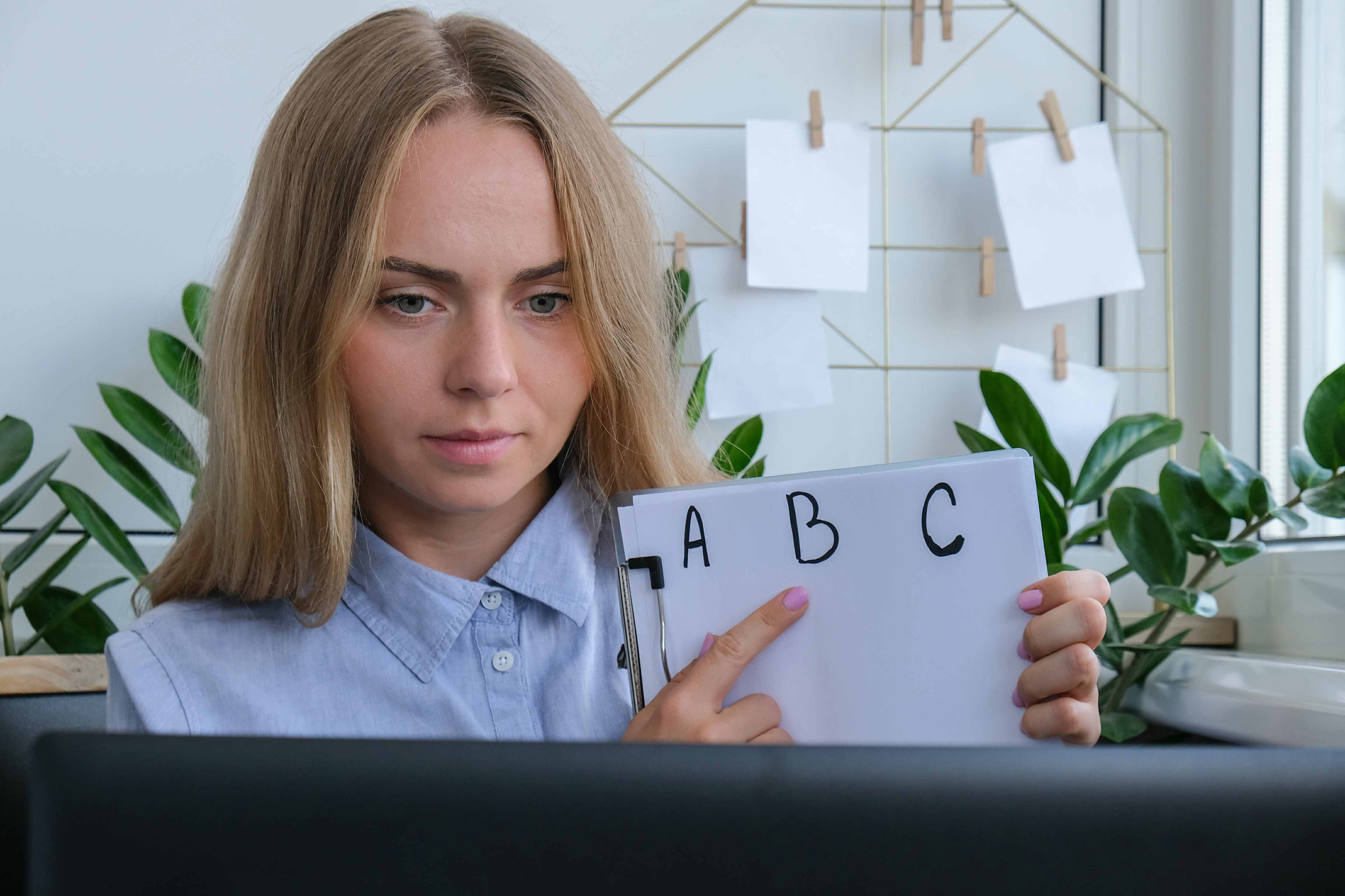 Почему кастомный язык может не установиться и как это исправить